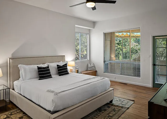 Craigmont Retreat Awe Red Rocks Views Exquisite Decor Above Tlaquepaque *